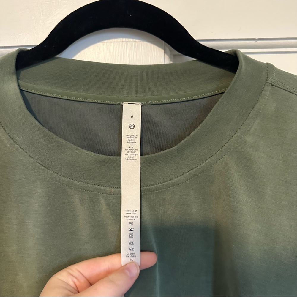 SOLD | Lululemon Perfectly Oversized Cropped Crew *Softstreme Green Twill - Picture 5 of 5